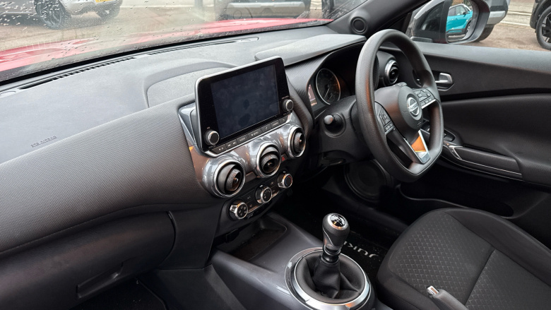 Nissan Juke 1.0 DiG-T Acenta 5dr Petrol Hatchback